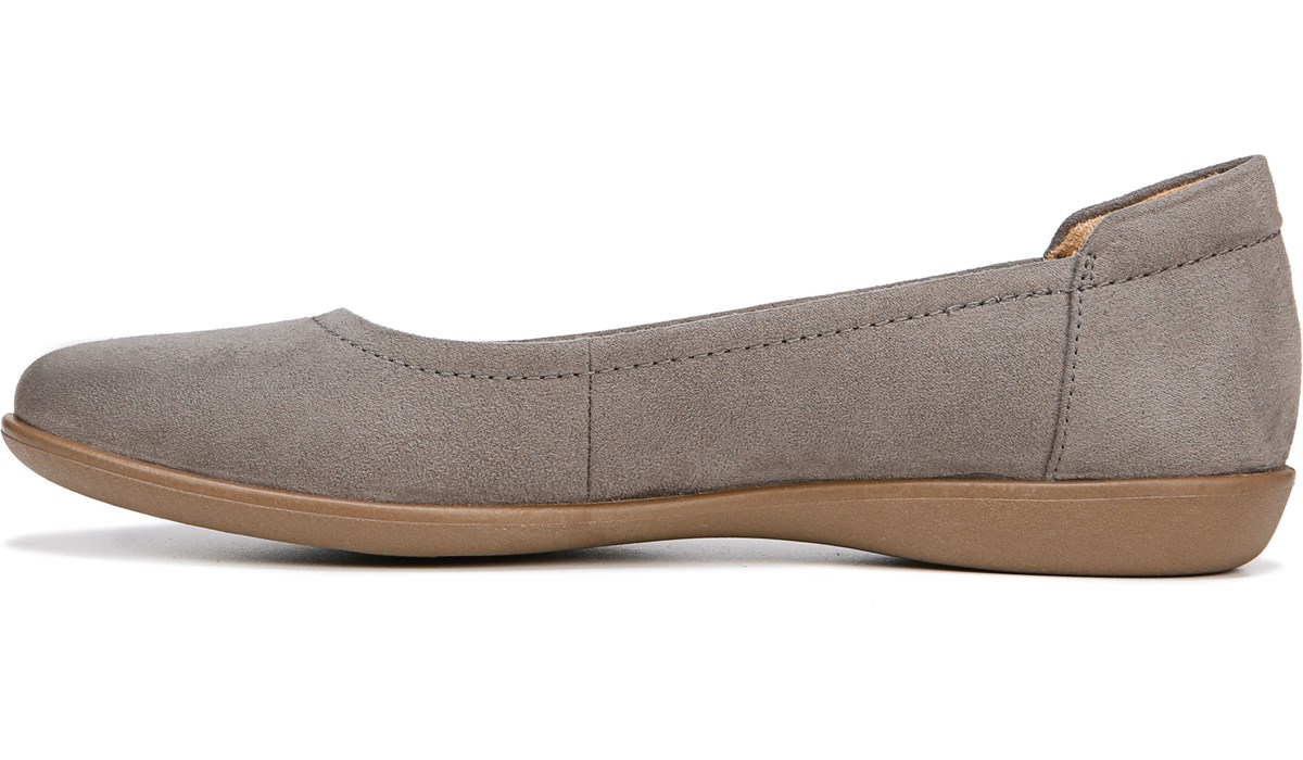 naturalizer flexy flats grey