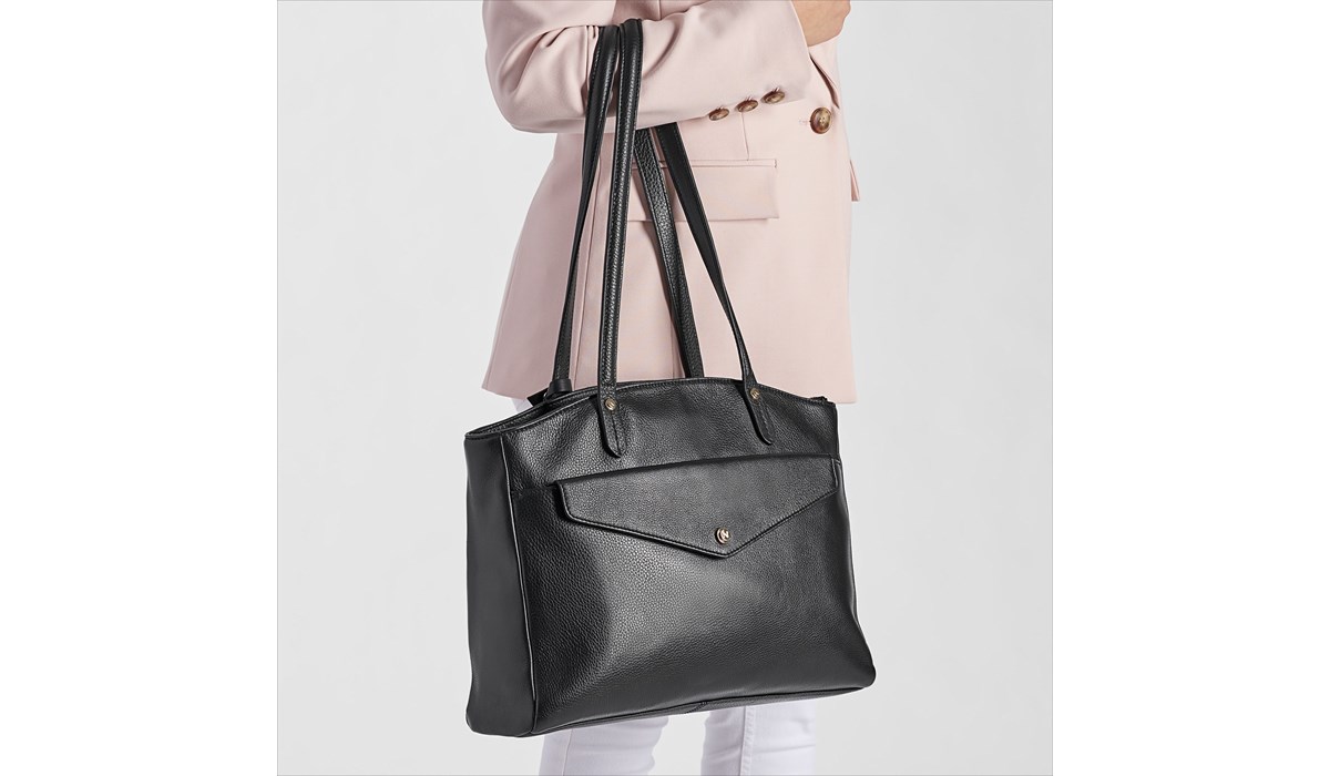 Naturalizer Handbags Canada 2024 favors