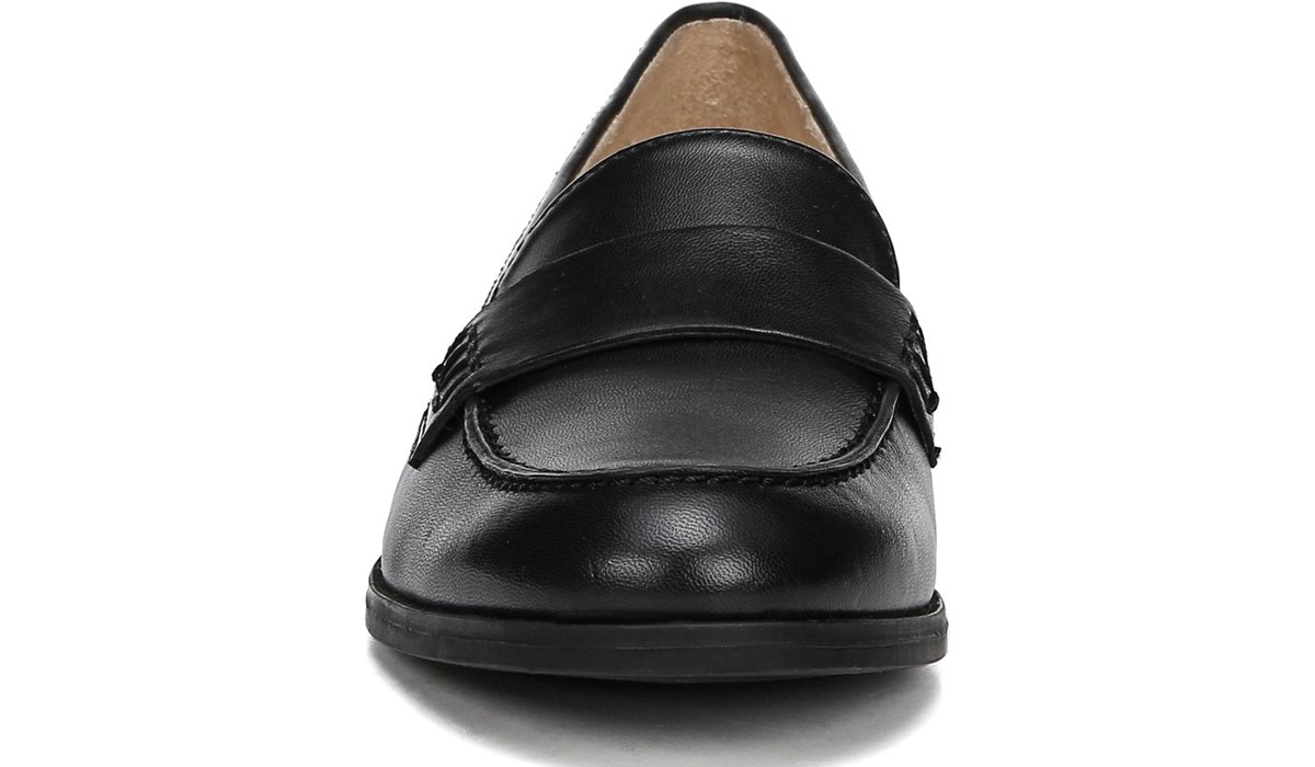 naturalizer milo