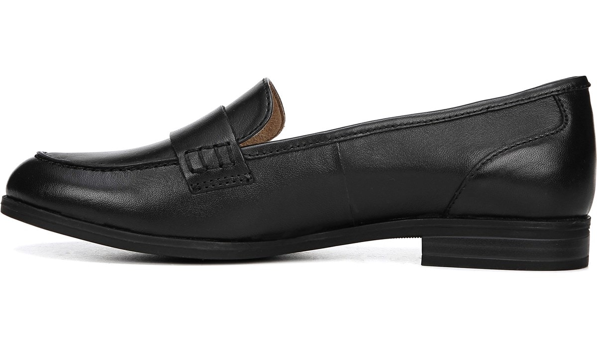 naturalizer milo loafer