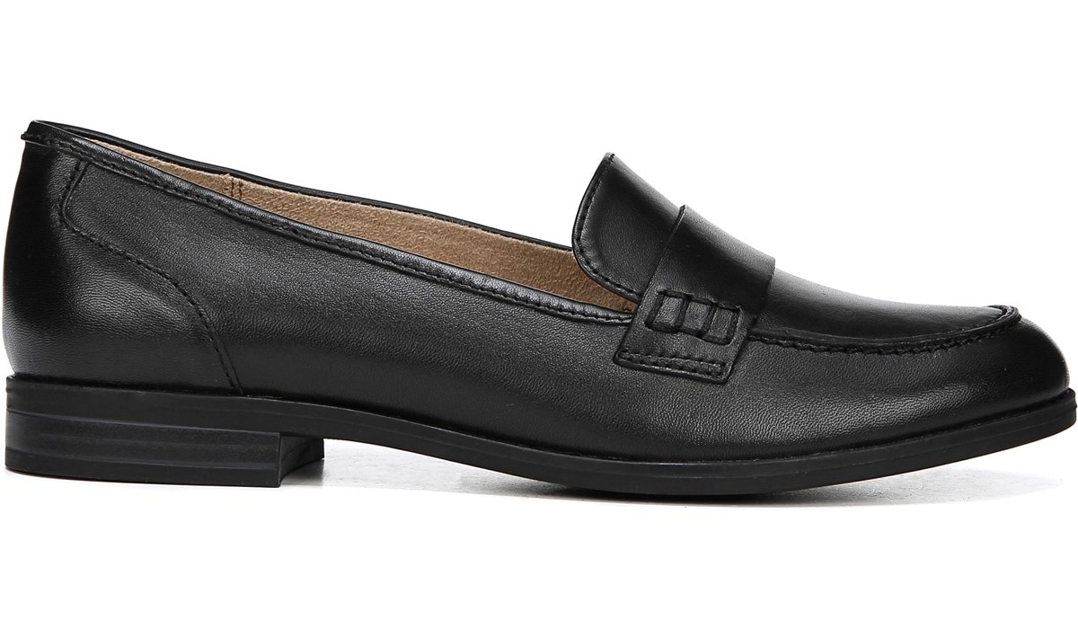 naturalizer milo loafer