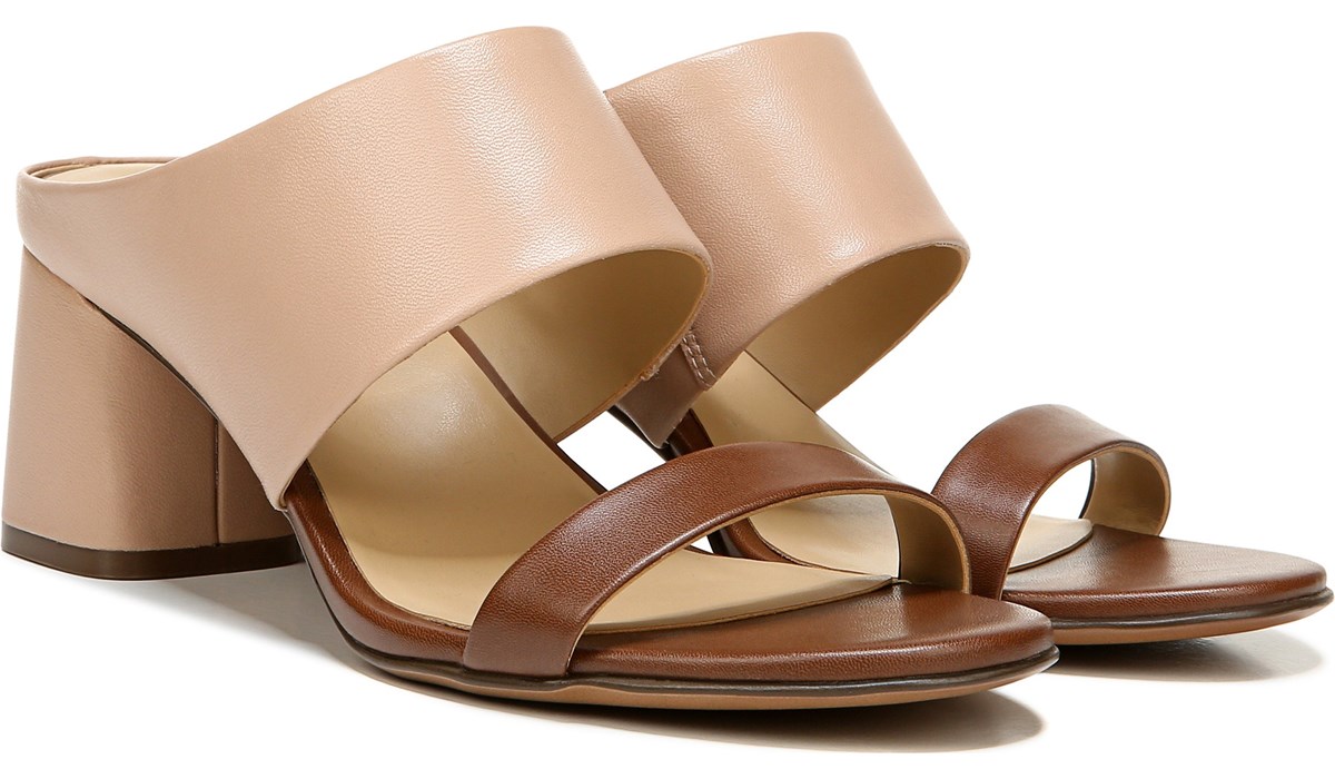 zappos ugg ascot