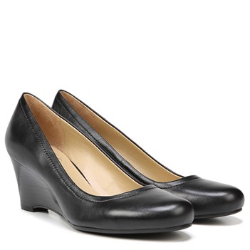 naturalizer hydie wedge pump