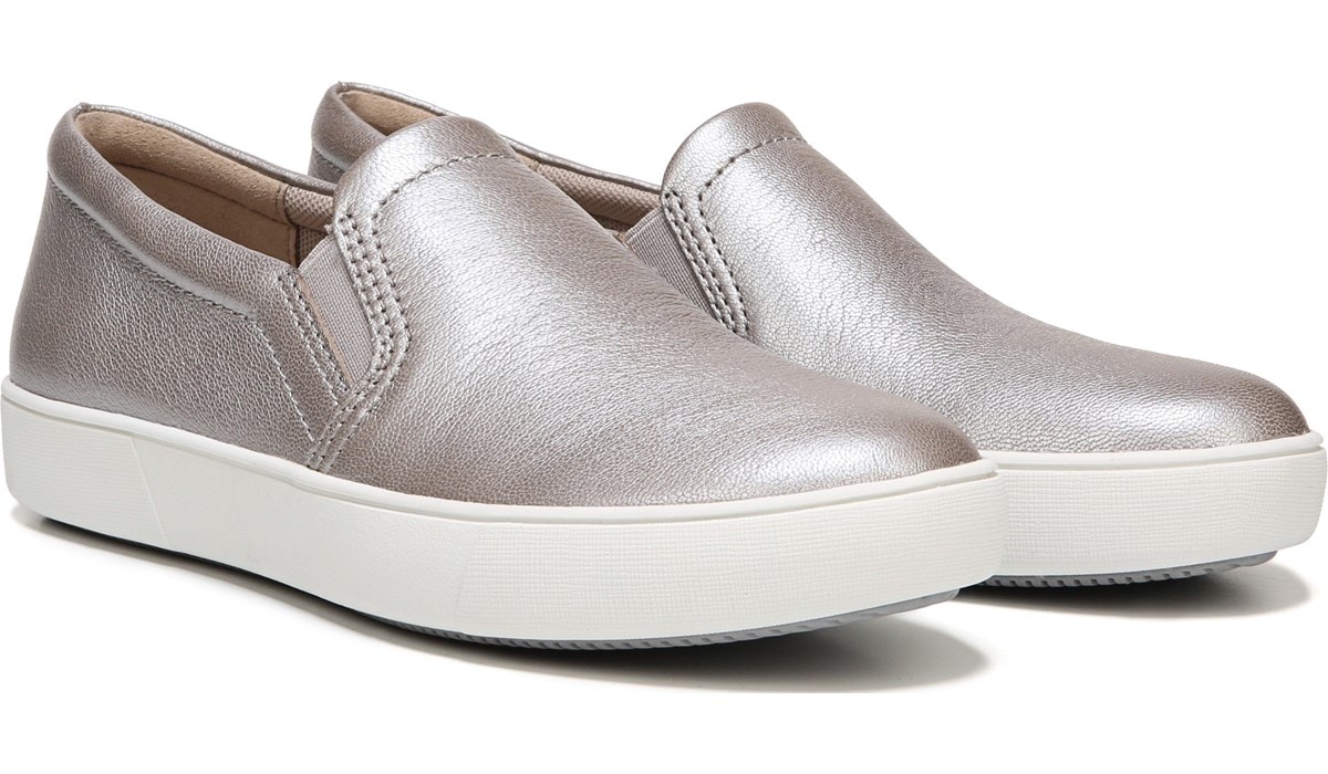 naturalizer shoes silver