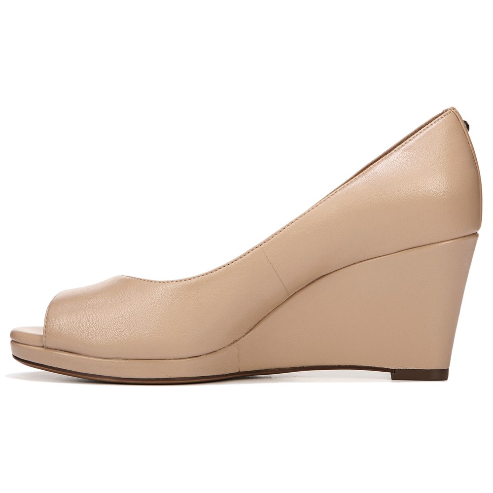 Naturalizer Olivia Wedge Womens Heels