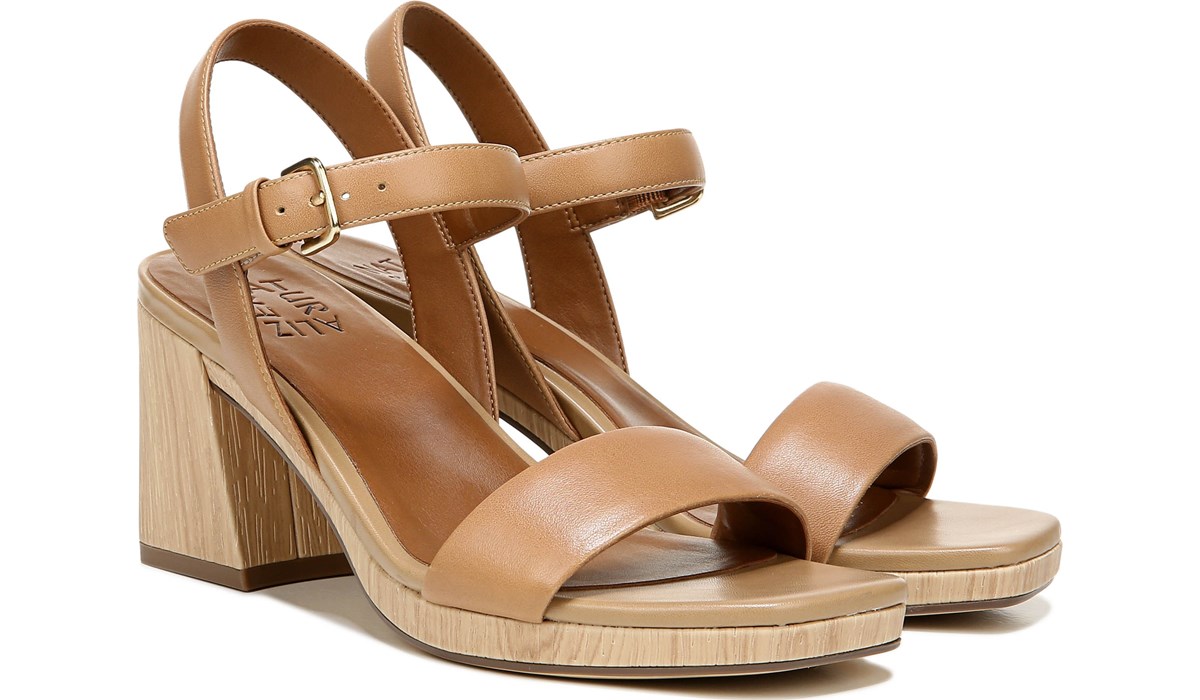 Naturalizer Rose in Bamboo Tan Leather 