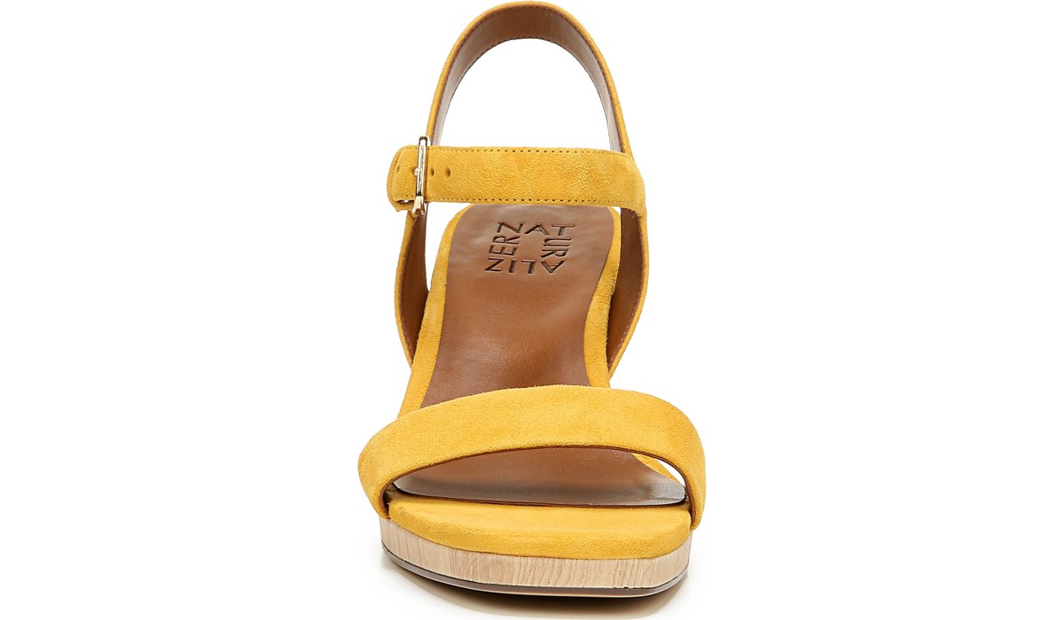 naturalizer yellow shoes