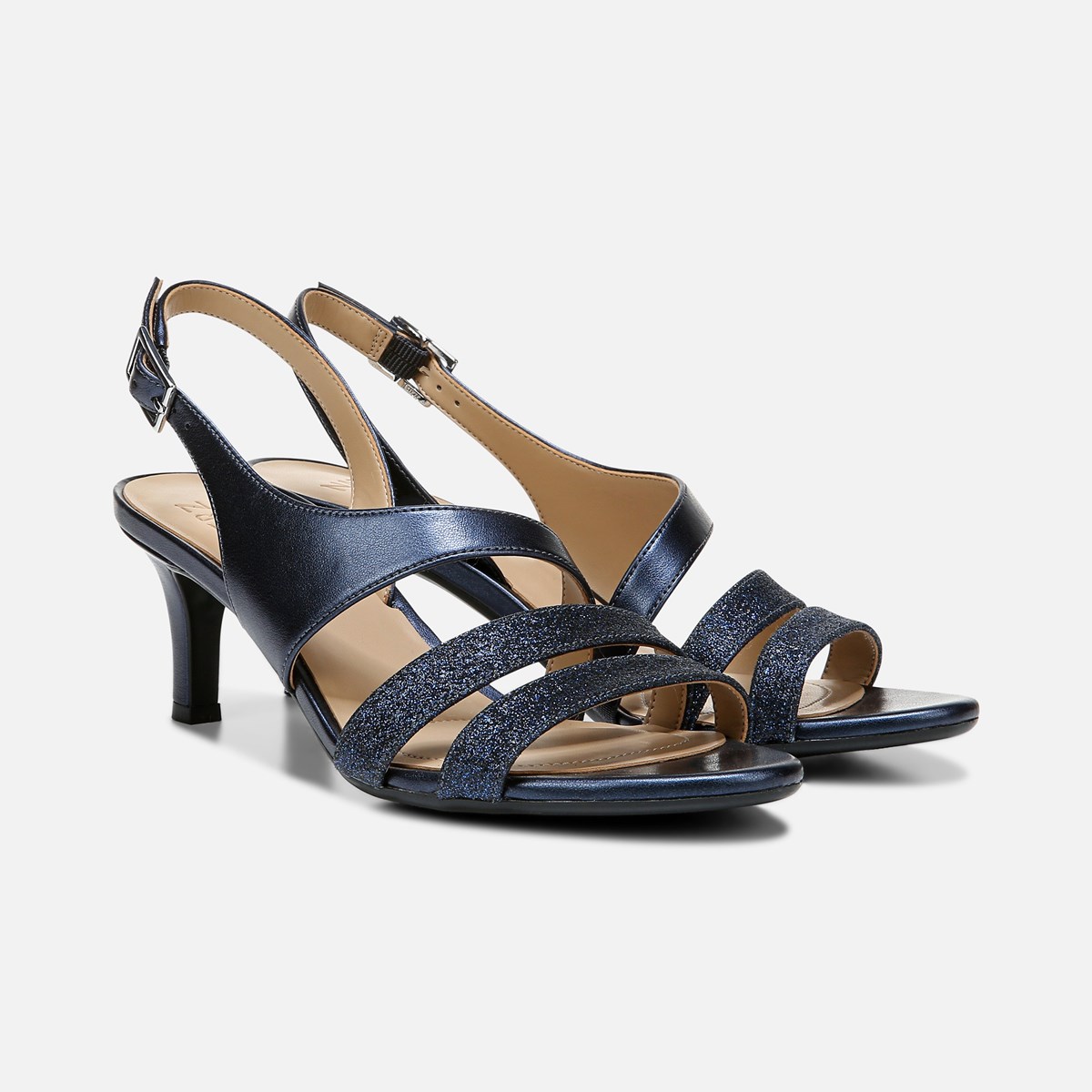 naturalizer navy pumps