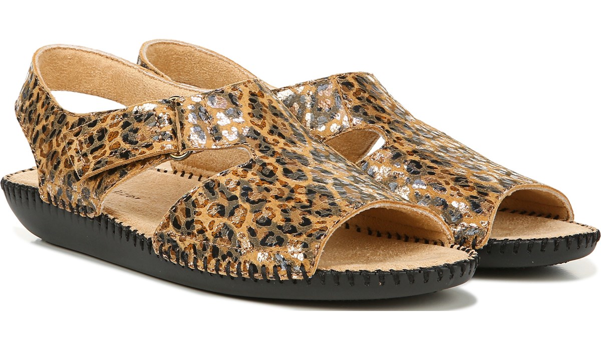 naturalizer scout shoes