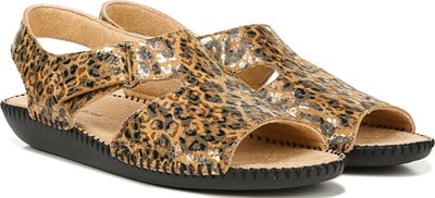 naturalizer scout sandals wide