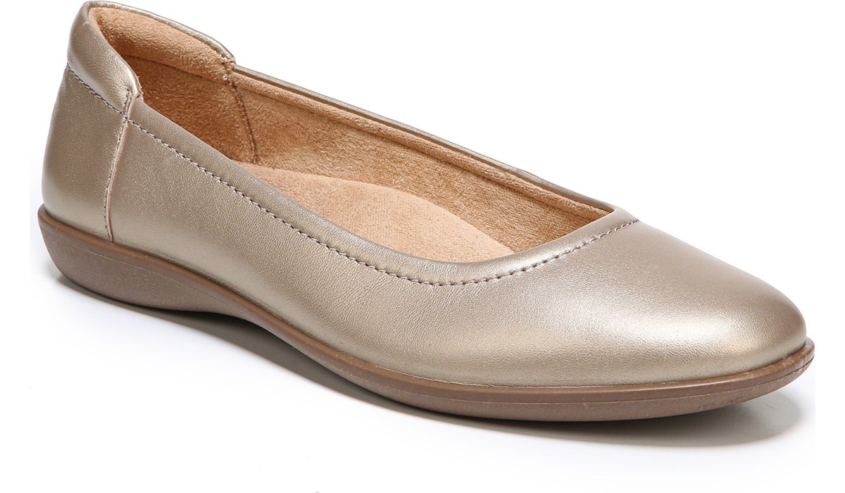 naturalizer flexy leather flat
