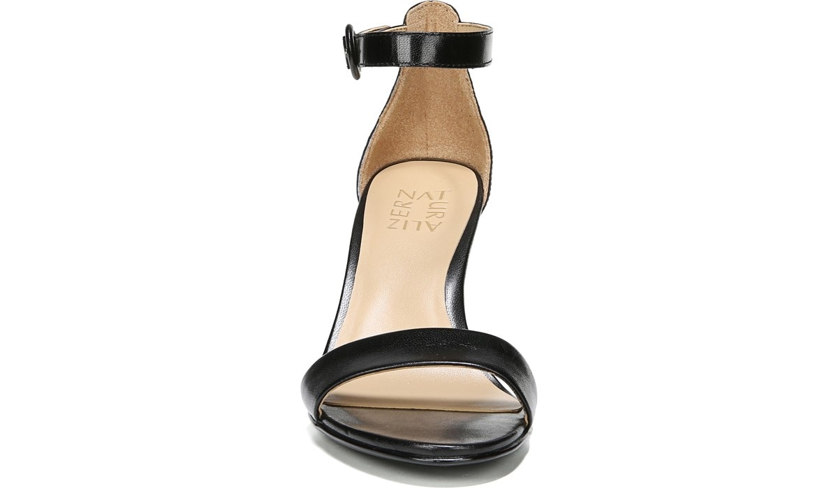 naturalizer women's kinsley sandal