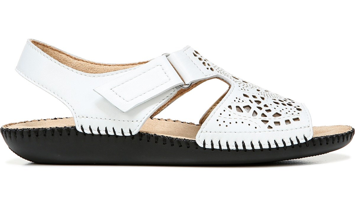 naturalizer scout sandals wide