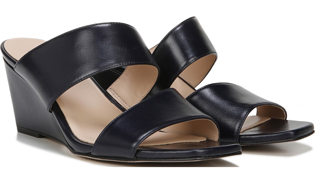 naturalizer navy sandals