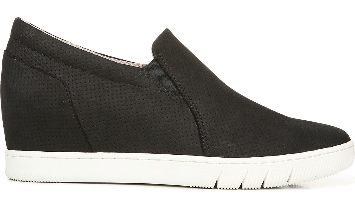 naturalizer black slip on sneakers