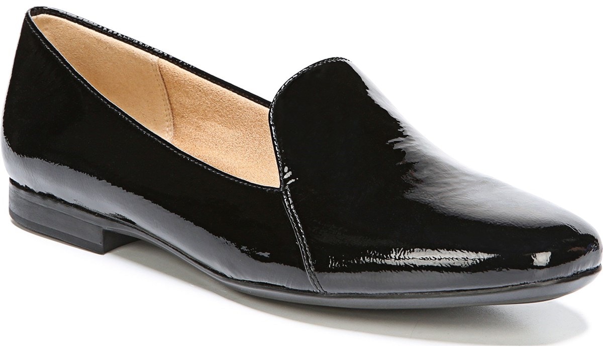 naturalizer patent leather flats