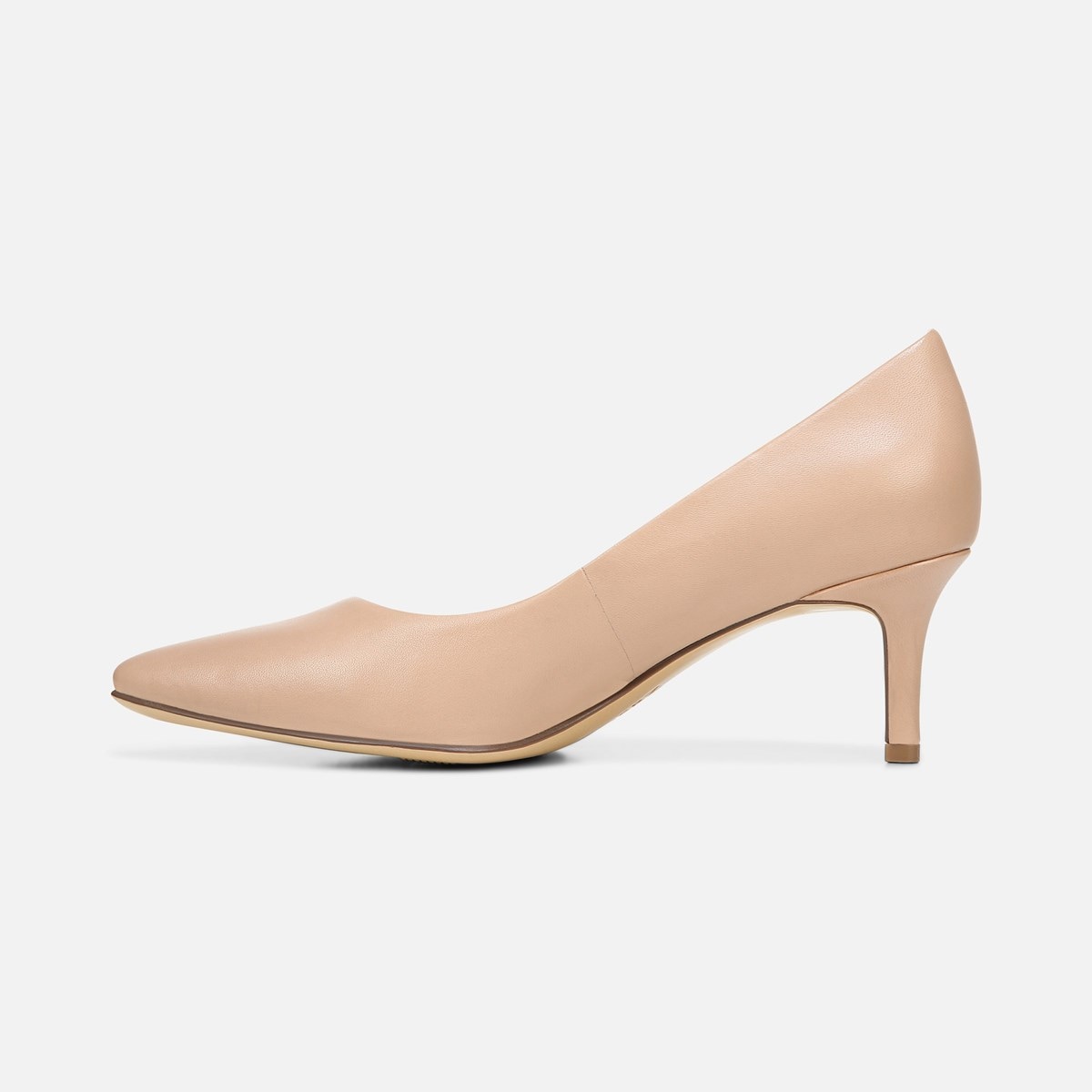 naturalizer everly pump
