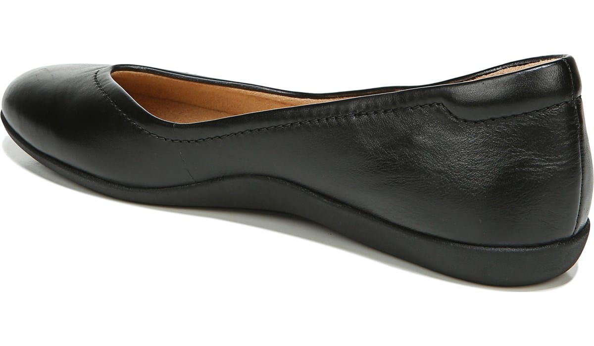 Naturalizer Vivienne Flat | Womens Flats Naturalizer Vivienne Flat | Womens Flats