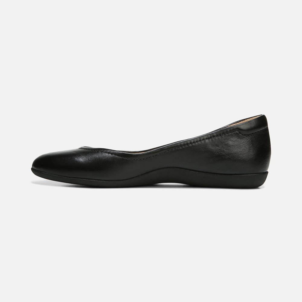 Vivienne Flat