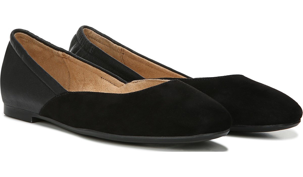 naturalizer red flat shoes