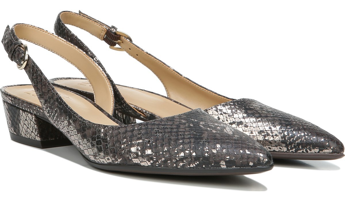 naturalizer banks leather dress pumps