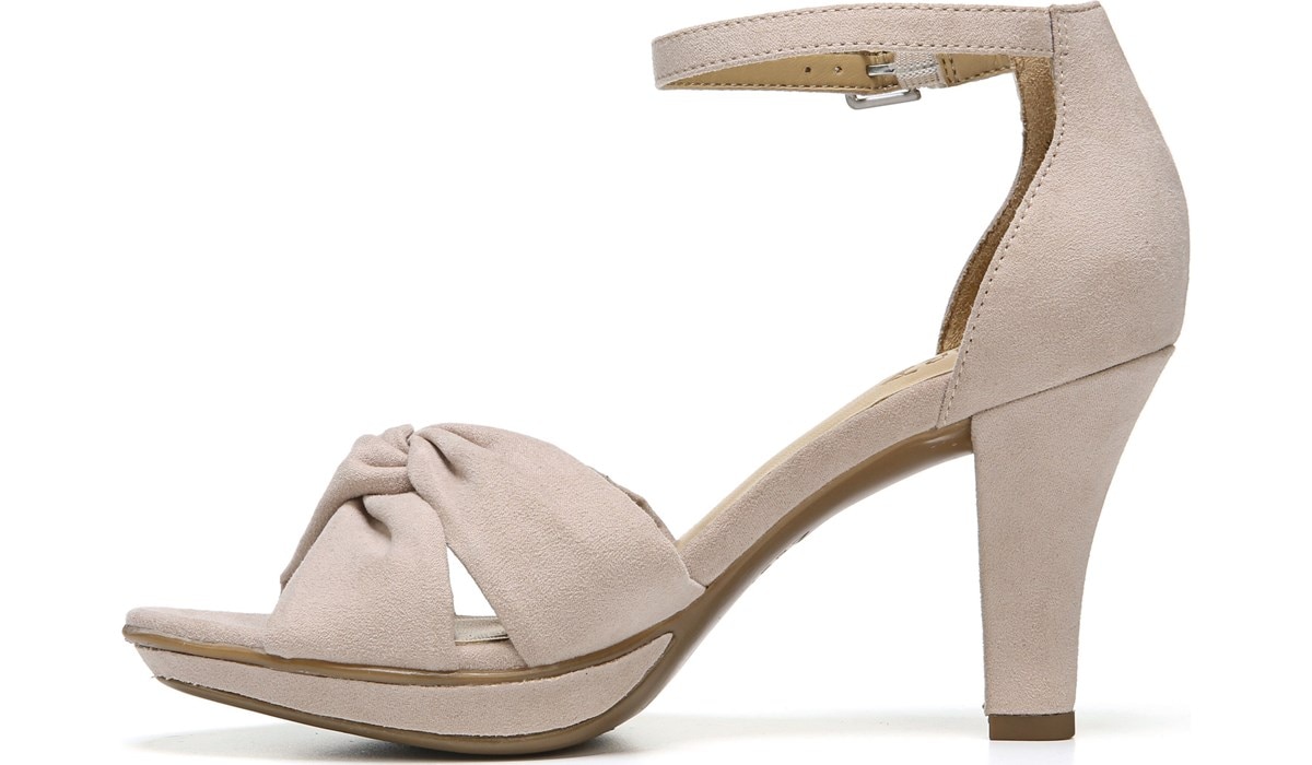 naturalizer dawson sandal