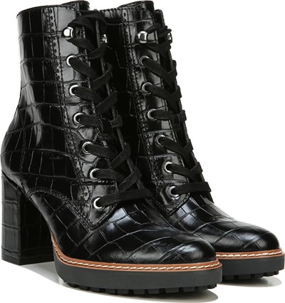 clarks free delivery code