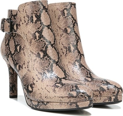 naturalizer neola booties