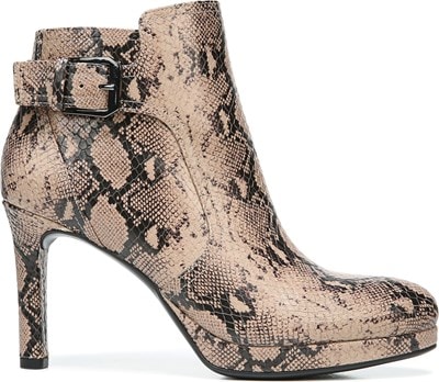 naturalizer reagan bootie