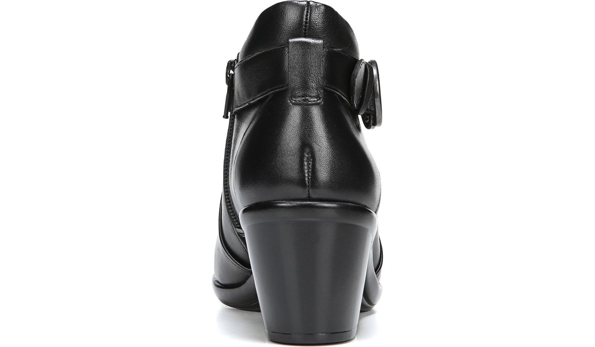 naturalizer elisa ankle boot