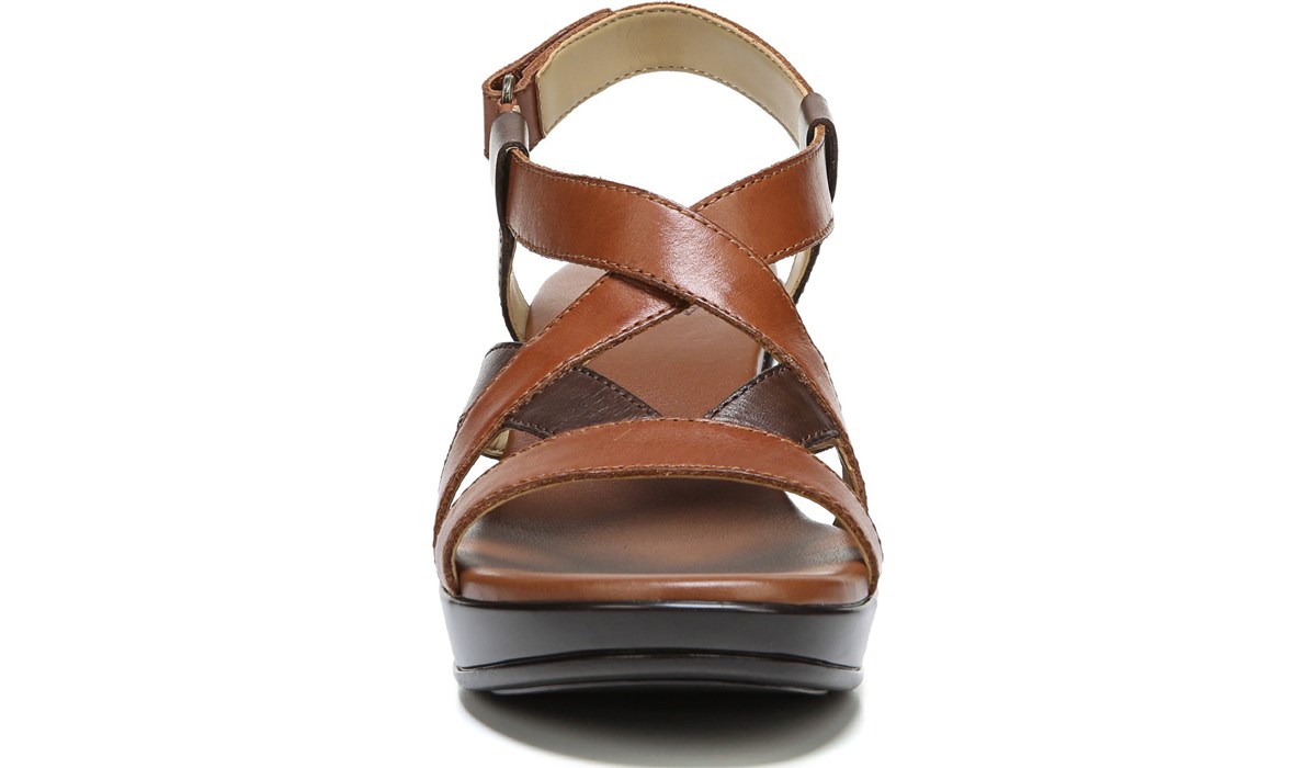 Naturalizer Vivian in Brown Leather Sandals