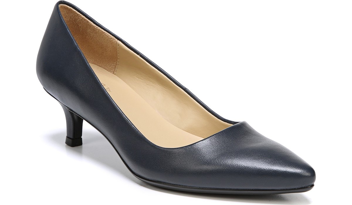 naturalizer navy blue pumps