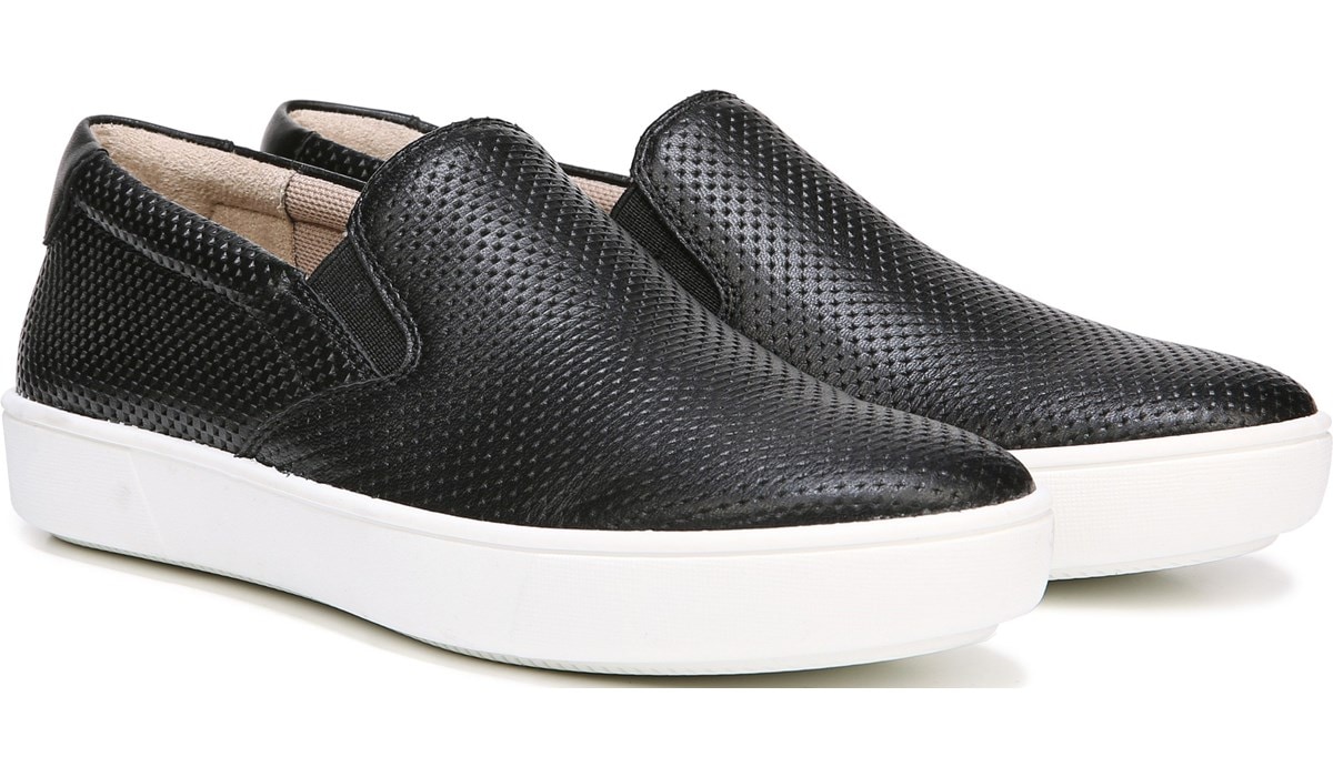 naturalizer women's ava slip on sneaker