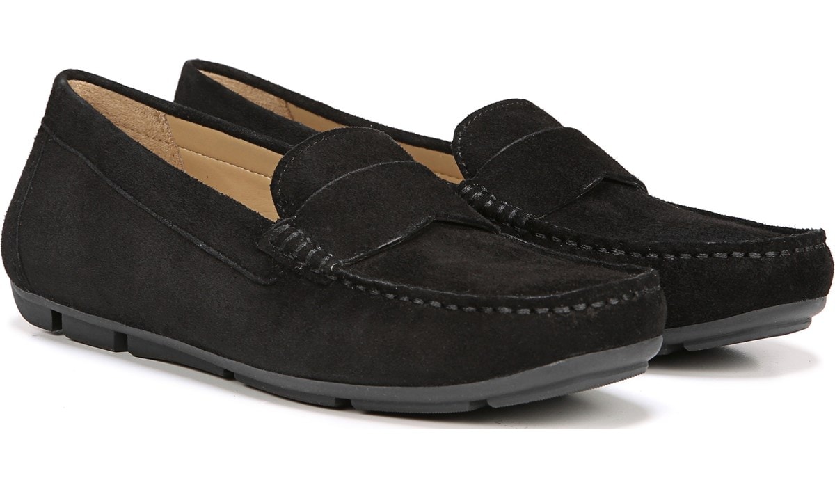 naturalizer suede shoes