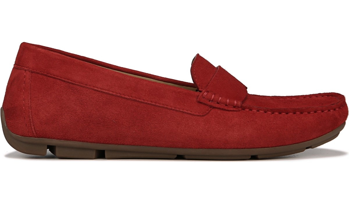 naturalizer red flat shoes