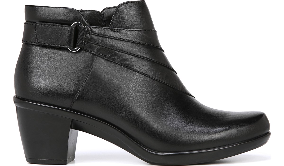 naturalizer emilia bootie