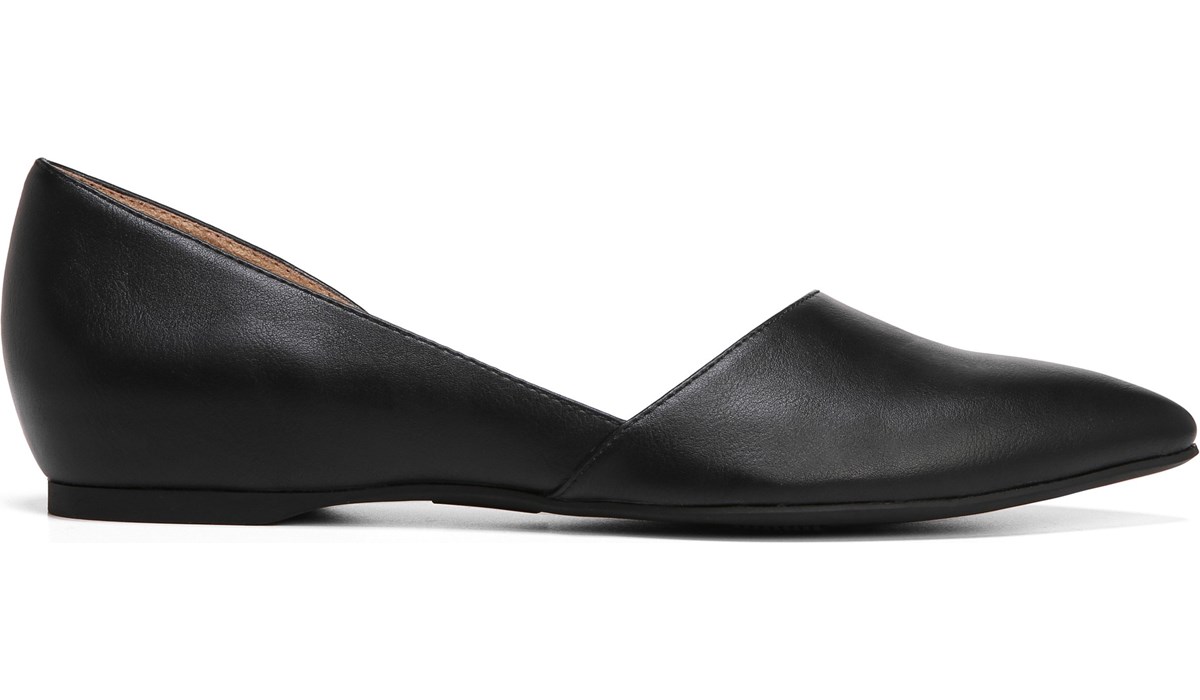 naturalizer tamara flat black