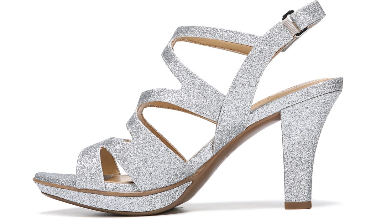 naturalizer dianna silver