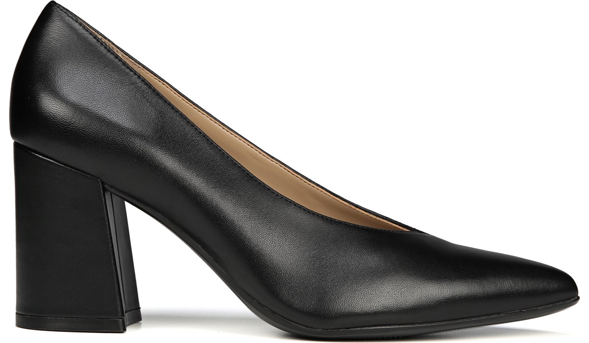 naturalizer nicole pumps