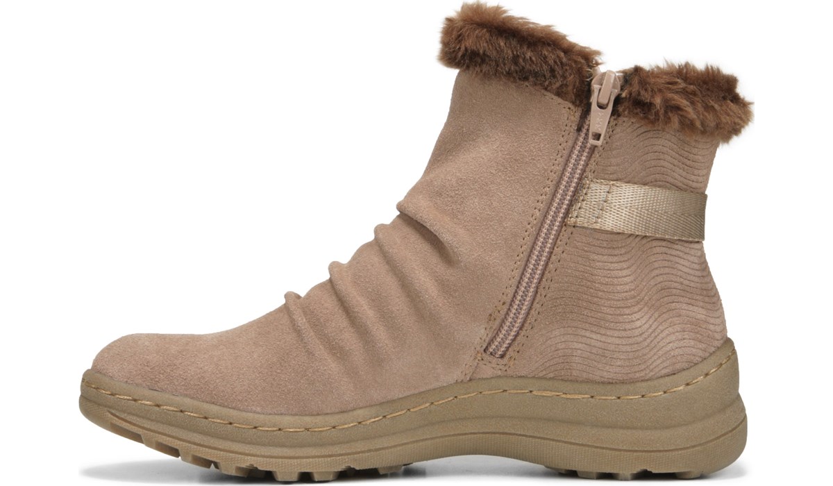 naturalizer winter boots wide width