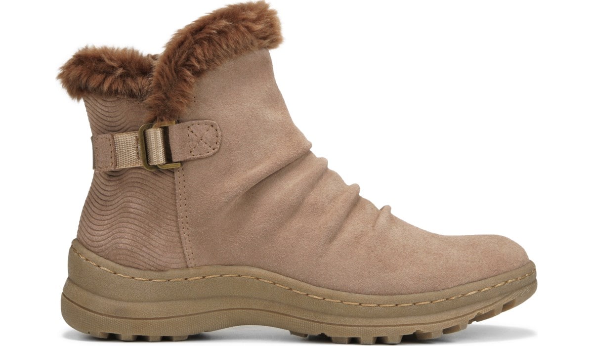 naturalizer winter boots wide width