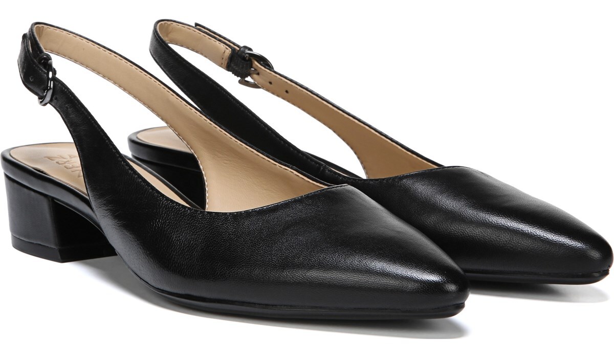 naturalizer black flat shoes