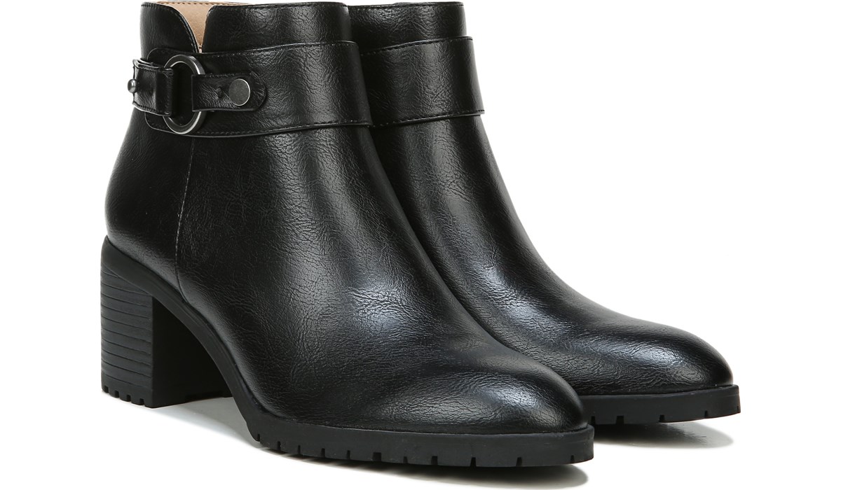 lifestride black boots