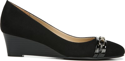 naturalizer sienna wedge pump