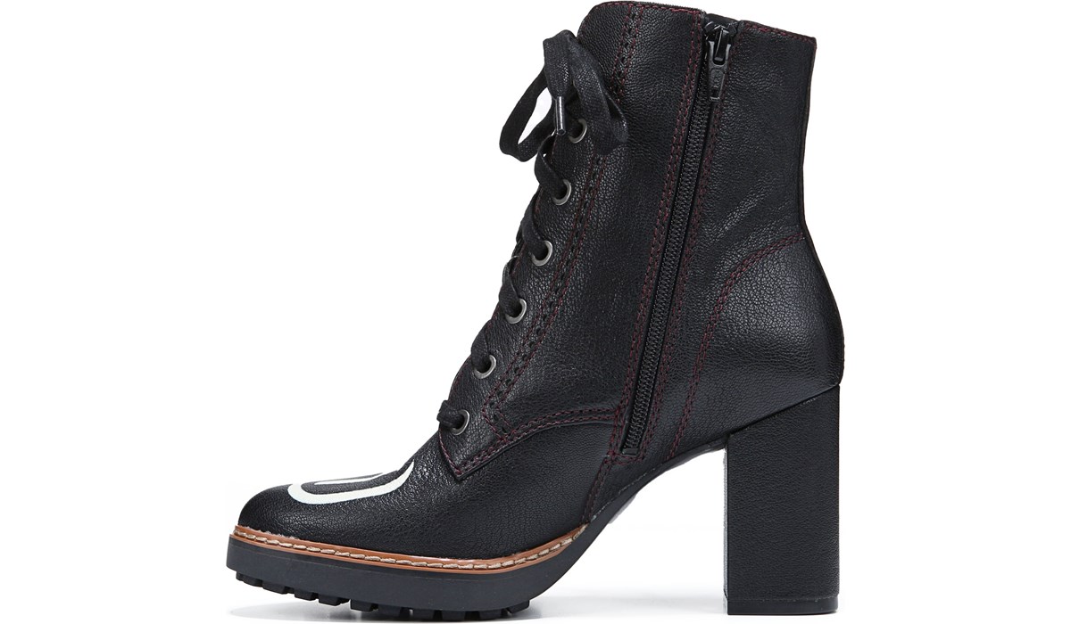 naturalizer callie boots black