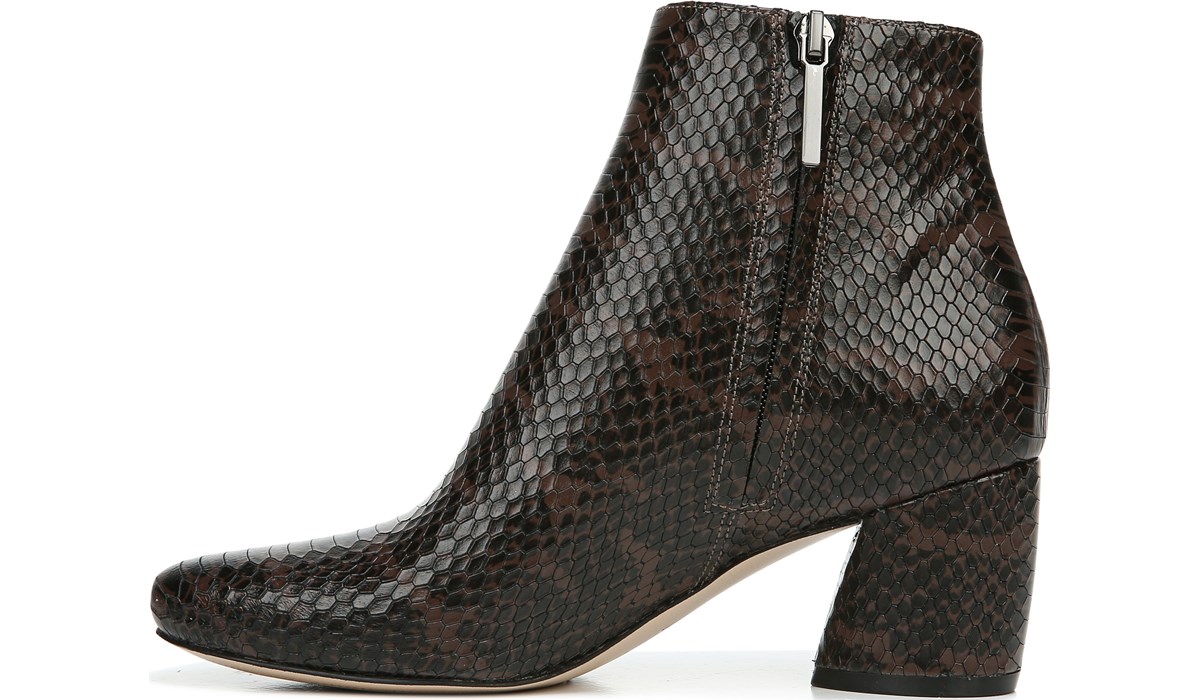 27 edit porsia boot