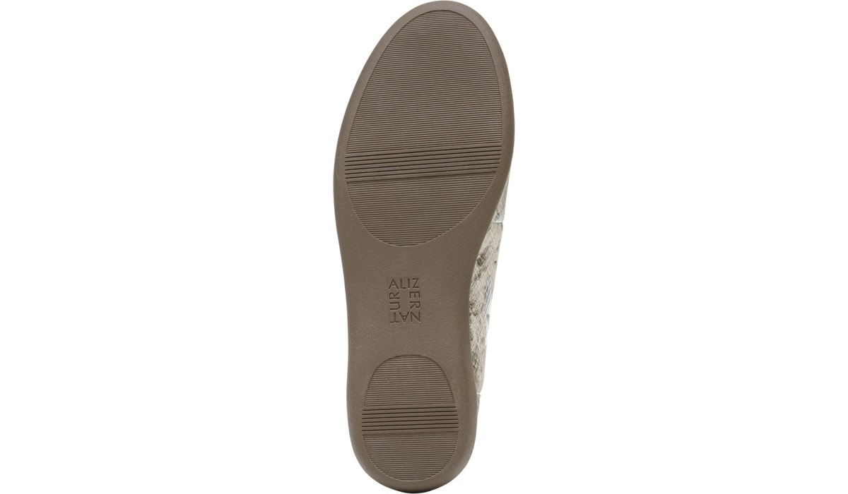 naturalizer flexy nude