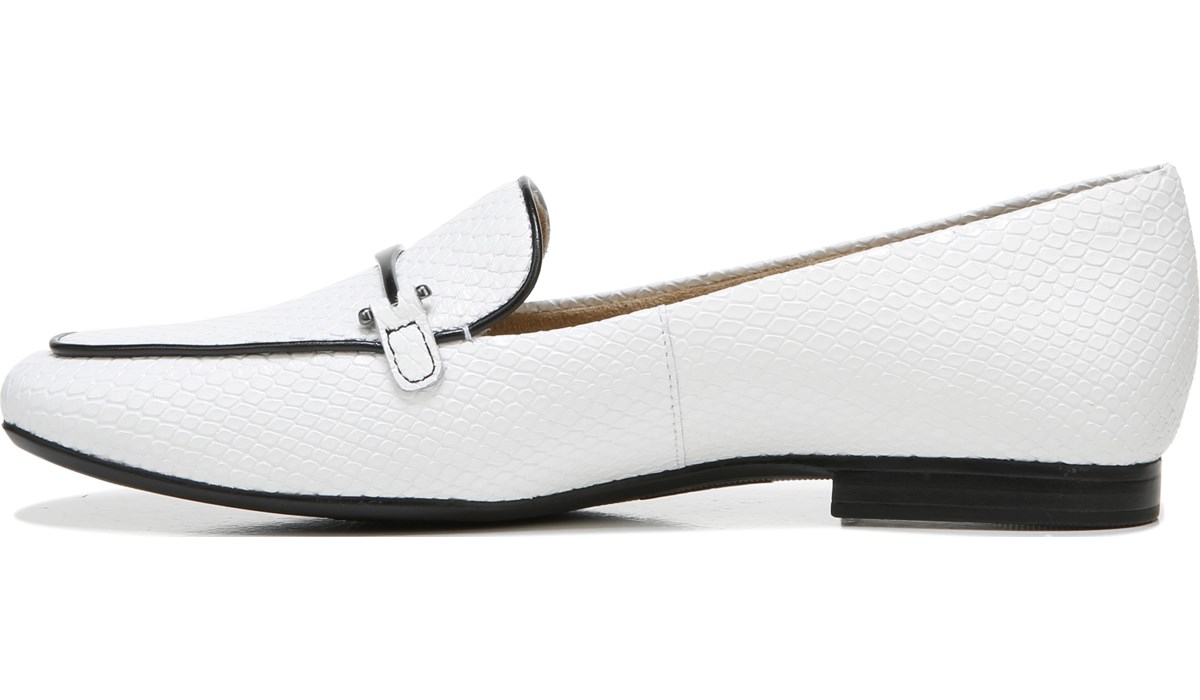 naturalizer emiline l flat