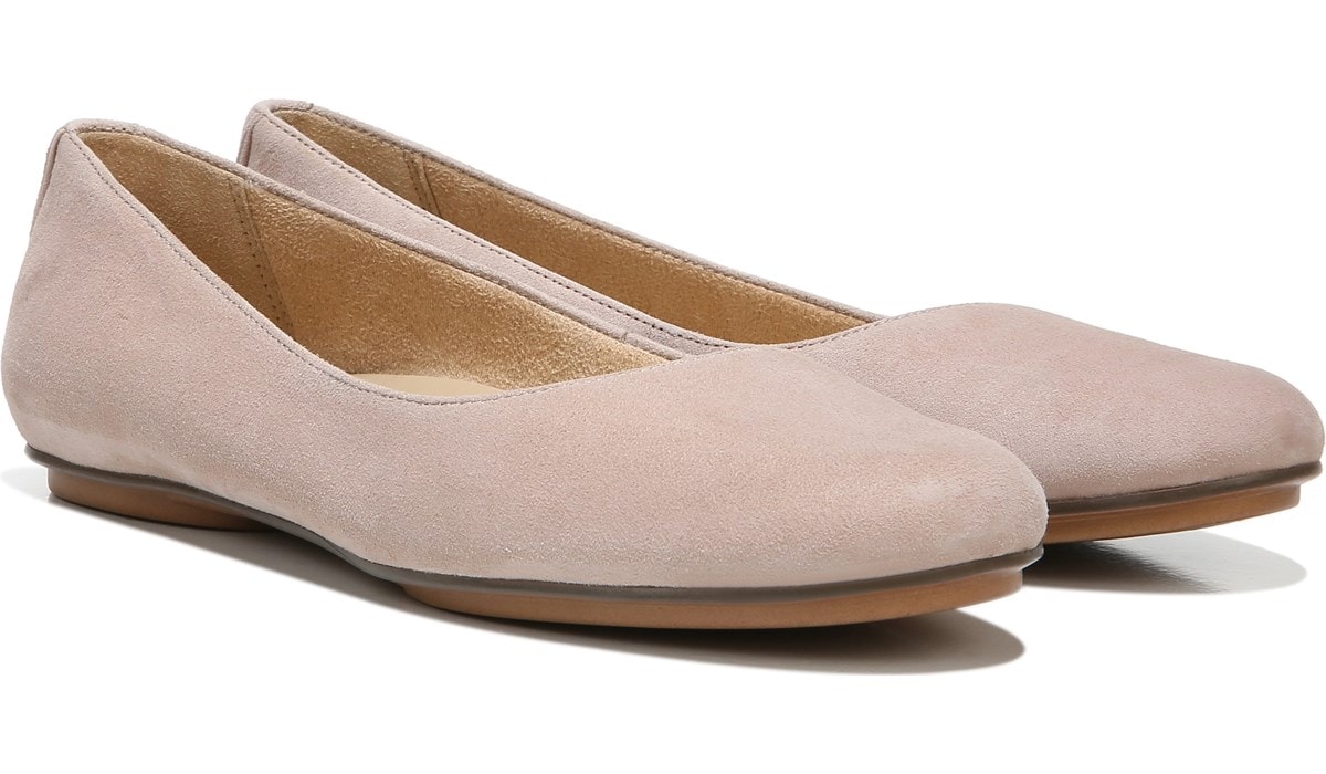 Naturalizer dressy flats 2025