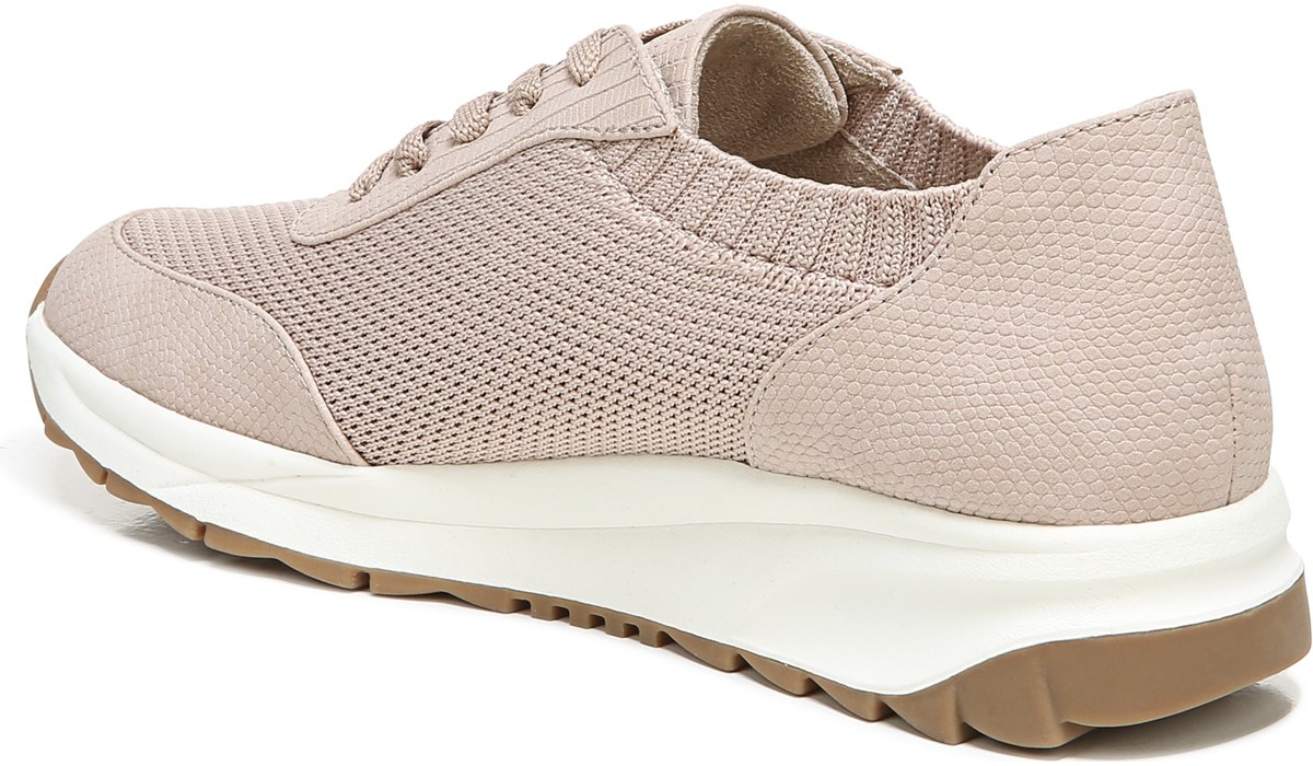 naturalizer hunter flyknit flat